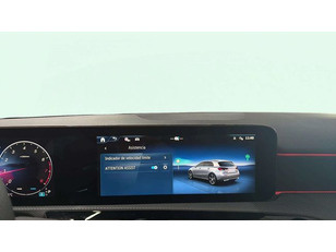 Mercedes-Benz Clase A 180 100 kW (136 CV)