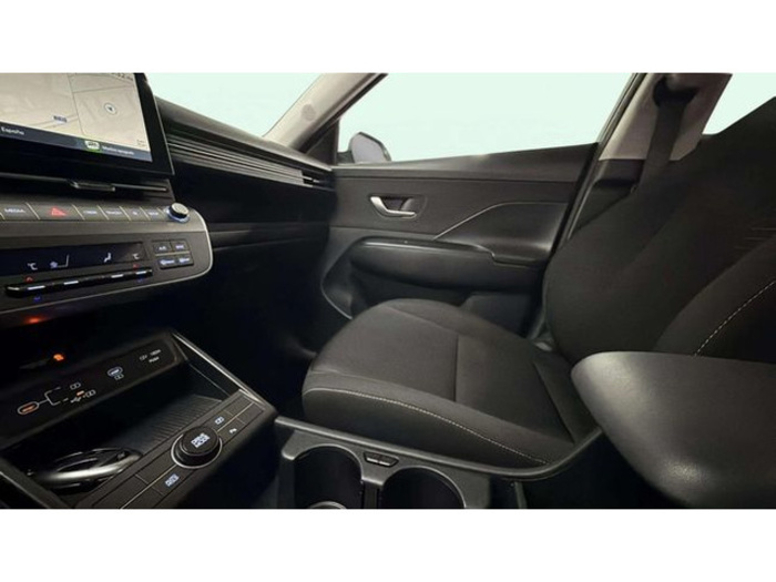 HyundaiKona 1.6 GDI HEV Maxx DT 101 kW (138 CV) Vehículo usado en Barcelona - 13 HyundaiKona 1.6 GDI HEV Maxx DT 101 kW (138 CV) Vehículo usado en Barcelona - 13