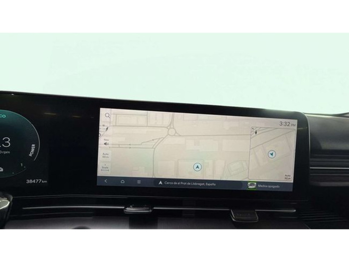 HyundaiKona 1.6 GDI HEV Maxx DT 101 kW (138 CV) Vehículo usado en Barcelona - 15 HyundaiKona 1.6 GDI HEV Maxx DT 101 kW (138 CV) Vehículo usado en Barcelona - 15