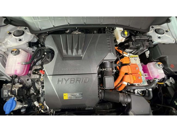 HyundaiKona 1.6 GDI HEV Maxx DT 101 kW (138 CV) Vehículo usado en Barcelona - 20 HyundaiKona 1.6 GDI HEV Maxx DT 101 kW (138 CV) Vehículo usado en Barcelona - 20