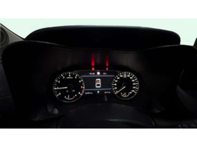 Nissan Juke DIG-T Acenta DCT 84 kW (114 CV) Nissan Juke DIG-T Acenta DCT 84 kW (114 CV)