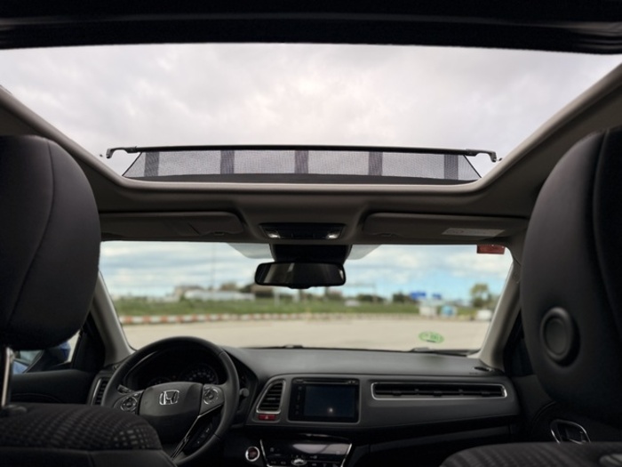 HondaHR-V 1.5 i-VTEC Elegance Navi 96 kW (130 CV) Vehículo usado en Barcelona - 17 HondaHR-V 1.5 i-VTEC Elegance Navi 96 kW (130 CV) Vehículo usado en Barcelona - 17