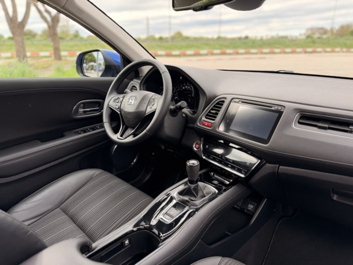 HondaHR-V 1.5 i-VTEC Elegance Navi 96 kW (130 CV) Vehículo usado en Barcelona - 18 HondaHR-V 1.5 i-VTEC Elegance Navi 96 kW (130 CV) Vehículo usado en Barcelona - 18