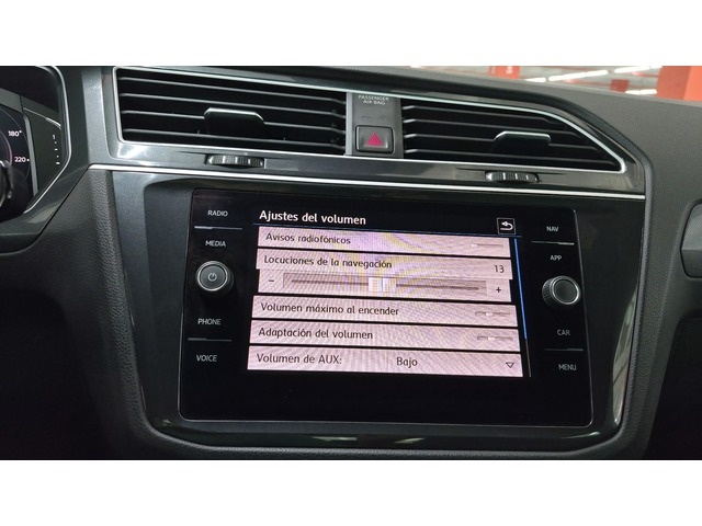 VolkswagenTiguan Sport 1.5 TSI 110 kW (150 CV) DSG Vehículo usado en Barcelona - 23