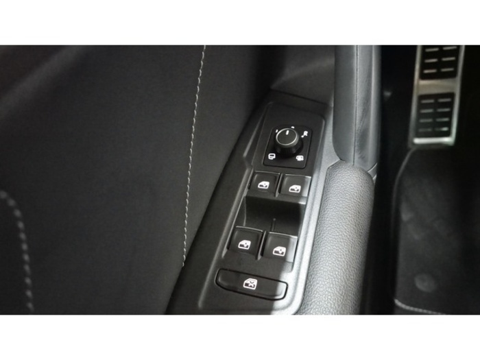 VolkswagenTiguan Sport 1.5 TSI 110 kW (150 CV) DSG Vehículo usado en Barcelona - 40 VolkswagenTiguan Sport 1.5 TSI 110 kW (150 CV) DSG Vehículo usado en Barcelona - 40