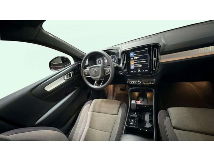 VolvoXC40 T4 PHEV Recharge Plus Bright Auto 155 kW (211 CV) Vehículo usado en Barcelona - 13 VolvoXC40 T4 PHEV Recharge Plus Bright Auto 155 kW (211 CV) Vehículo usado en Barcelona - 13