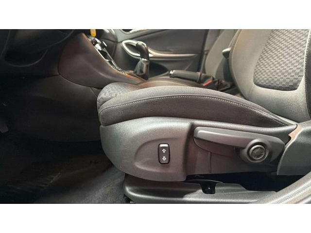 OpelAstra 1.2 Turbo XHT Elegance 96 kW (130 CV) Vehículo usado en Barcelona - 15