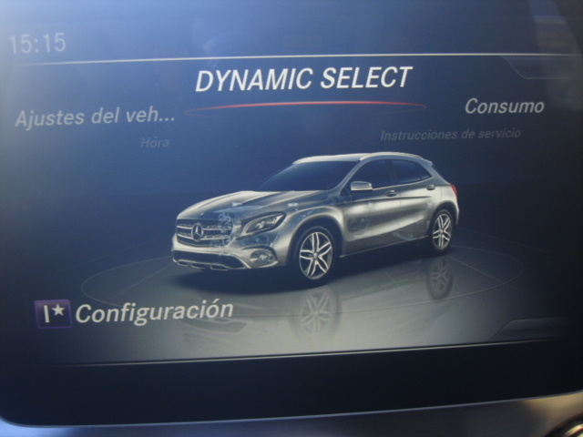 Mercedes-BenzGLA 200 d 100 kW (136 CV) Vehículo usado en Barcelona - 25