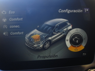 Mercedes-Benz GLA 200 d 100 kW (136 CV) Mercedes-Benz GLA 200 d 100 kW (136 CV)
