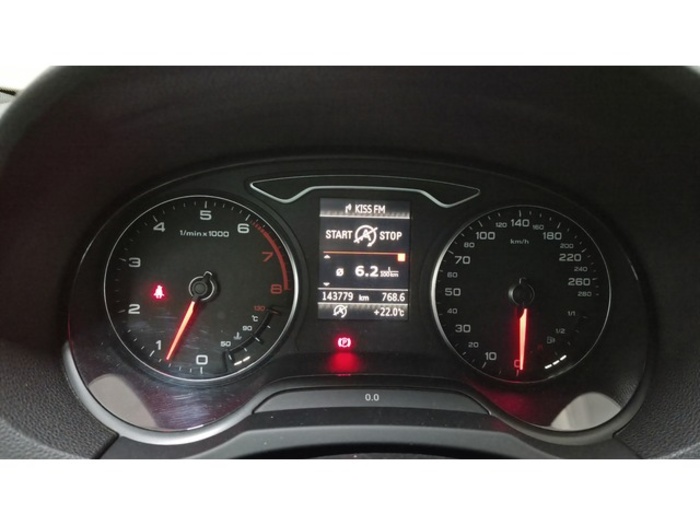 AudiA3 Sportback S line edition 1.4 TFSI 92 kW 90 kW (122 CV) Vehículo usado en Barcelona - 14 AudiA3 Sportback S line edition 1.4 TFSI 92 kW 90 kW (122 CV) Vehículo usado en Barcelona - 14