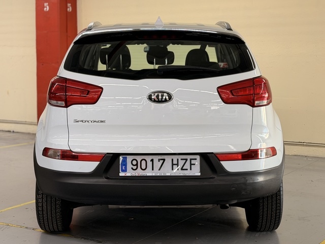 KiaSportage 1.6 GDI Drive 4x2 99 kW (135 CV) Vehículo usado en Barcelona - 4