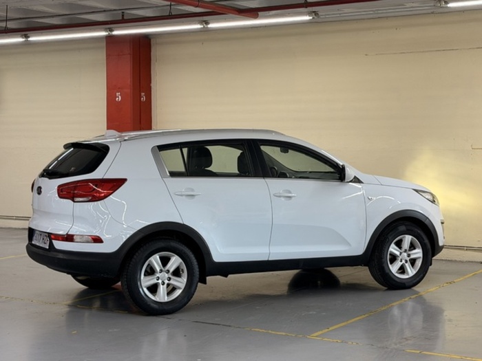 KiaSportage 1.6 GDI Drive 4x2 99 kW (135 CV) Vehículo usado en Barcelona - 6 KiaSportage 1.6 GDI Drive 4x2 99 kW (135 CV) Vehículo usado en Barcelona - 6