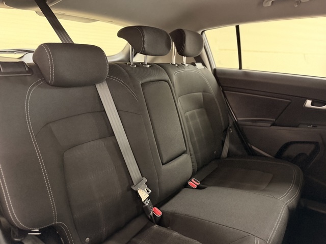 KiaSportage 1.6 GDI Drive 4x2 99 kW (135 CV) Vehículo usado en Barcelona - 10