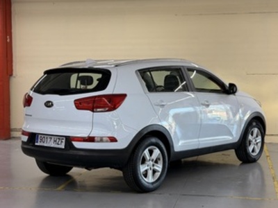 Kia Sportage 1.6 GDI Drive 4x2 99 kW (135 CV) Kia Sportage 1.6 GDI Drive 4x2 99 kW (135 CV)