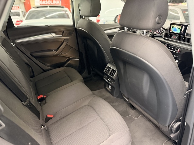 AudiQ5 S Line 2.0 TFSI quattro S Tronic 185 kW (252 CV) Vehículo usado en Barcelona - 10