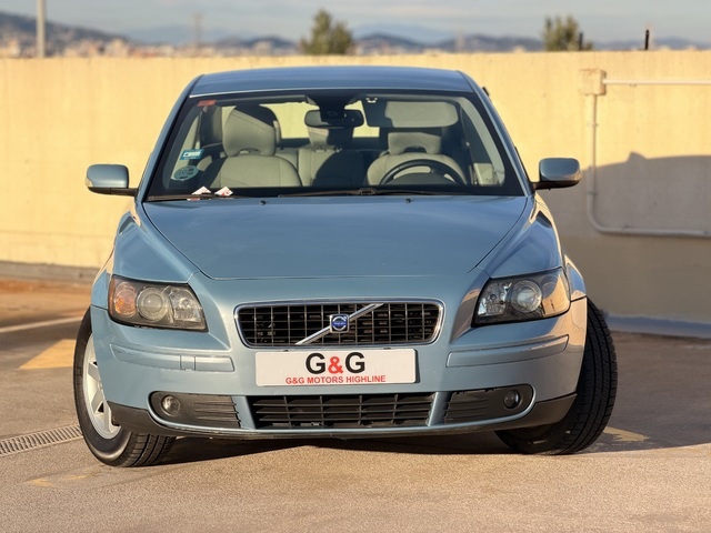 VolvoS40 1.6 Momentum 74 kW (100 CV) Vehículo usado en Barcelona - 2