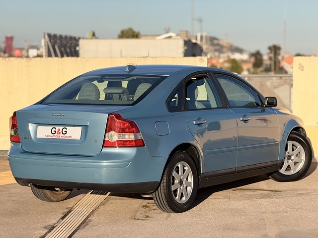 VolvoS40 1.6 Momentum 74 kW (100 CV) Vehículo usado en Barcelona - 4