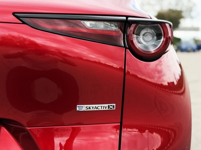 MazdaCX-30 2.0 Skyactiv-X Evolution 2WD 137 kW (186 CV) Vehículo usado en Barcelona - 17