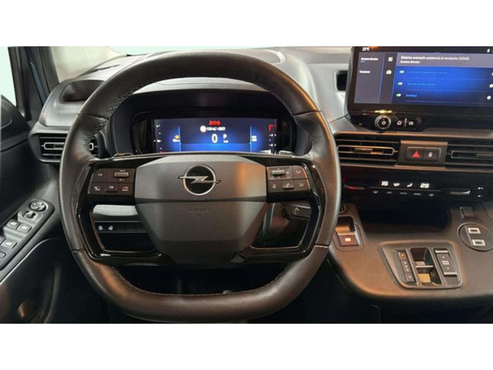 OpelCombo 1.5 Td S&S XL GS 96 kW (130 CV) Vehículo usado en Barcelona - 15 OpelCombo 1.5 Td S&S XL GS 96 kW (130 CV) Vehículo usado en Barcelona - 15