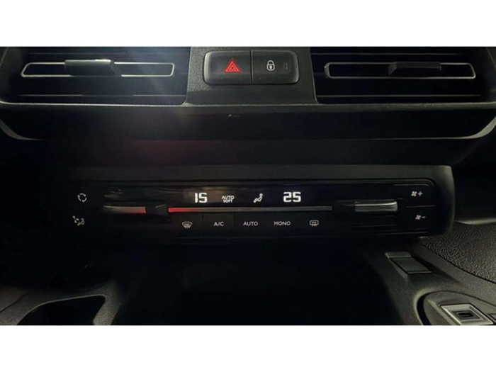 OpelCombo 1.5 Td S&S XL GS 96 kW (130 CV) Vehículo usado en Barcelona - 19 OpelCombo 1.5 Td S&S XL GS 96 kW (130 CV) Vehículo usado en Barcelona - 19
