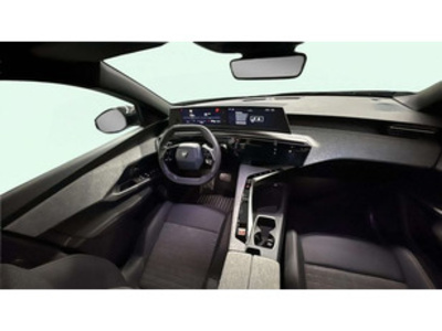 Peugeot 3008 Hybrid 145 Allure eDCS6 107 kW (145 CV) Peugeot 3008 Hybrid 145 Allure eDCS6 107 kW (145 CV)