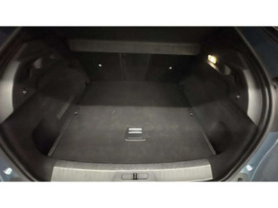 Peugeot 3008 Hybrid 145 Allure eDCS6 107 kW (145 CV) Peugeot 3008 Hybrid 145 Allure eDCS6 107 kW (145 CV)