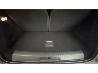 Peugeot 5008 Hybrid 1.2 Allure eDCS6 107 kW (145 CV) Peugeot 5008 Hybrid 1.2 Allure eDCS6 107 kW (145 CV)