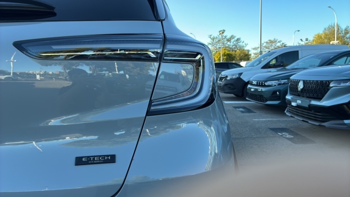Renault Captur Techno E-Tech Híbrido 107 kW (145 CV) - foto 23 de Renault Captur Renault Captur Techno E-Tech Híbrido 107 kW (145 CV) - foto 23 de Renault Captur