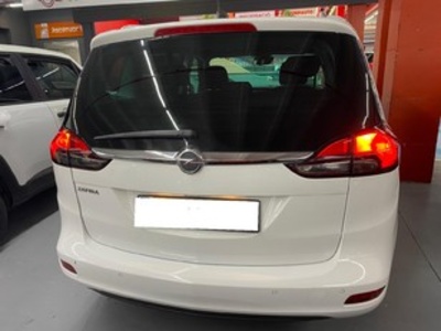 Opel Zafira 1.4 Turbo S&S Selective 103 kW (140 CV) Opel Zafira 1.4 Turbo S&S Selective 103 kW (140 CV)