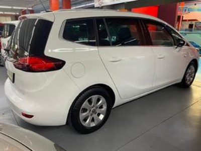 Opel Zafira 1.4 Turbo S&S Selective 103 kW (140 CV) Opel Zafira 1.4 Turbo S&S Selective 103 kW (140 CV)