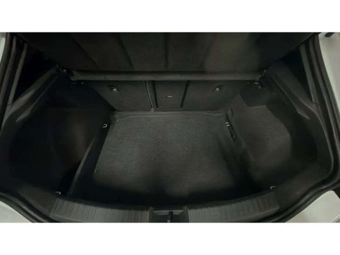 SEATLeón 1.0 TSI S&S FR 25 Aniversario 81 kW (110 CV) Vehículo usado en Barcelona - 25 SEATLeón 1.0 TSI S&S FR 25 Aniversario 81 kW (110 CV) Vehículo usado en Barcelona - 25