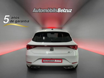 SEAT León 1.0 TSI S&S FR 25 Aniversario 81 kW (110 CV) SEAT León 1.0 TSI S&S FR 25 Aniversario 81 kW (110 CV)
