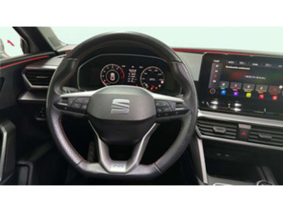 SEAT León 1.0 TSI S&S FR 25 Aniversario 81 kW (110 CV) SEAT León 1.0 TSI S&S FR 25 Aniversario 81 kW (110 CV)