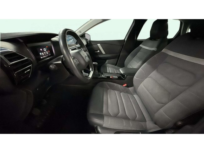 CitroenC4 PureTech 130 S&S 6v Feel Pack 96 kW (130 CV) Vehículo usado en Barcelona - 9 CitroenC4 PureTech 130 S&S 6v Feel Pack 96 kW (130 CV) Vehículo usado en Barcelona - 9