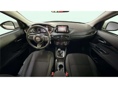 Fiat Tipo 1.0 City Life 74 kW (101 CV) Fiat Tipo 1.0 City Life 74 kW (101 CV)