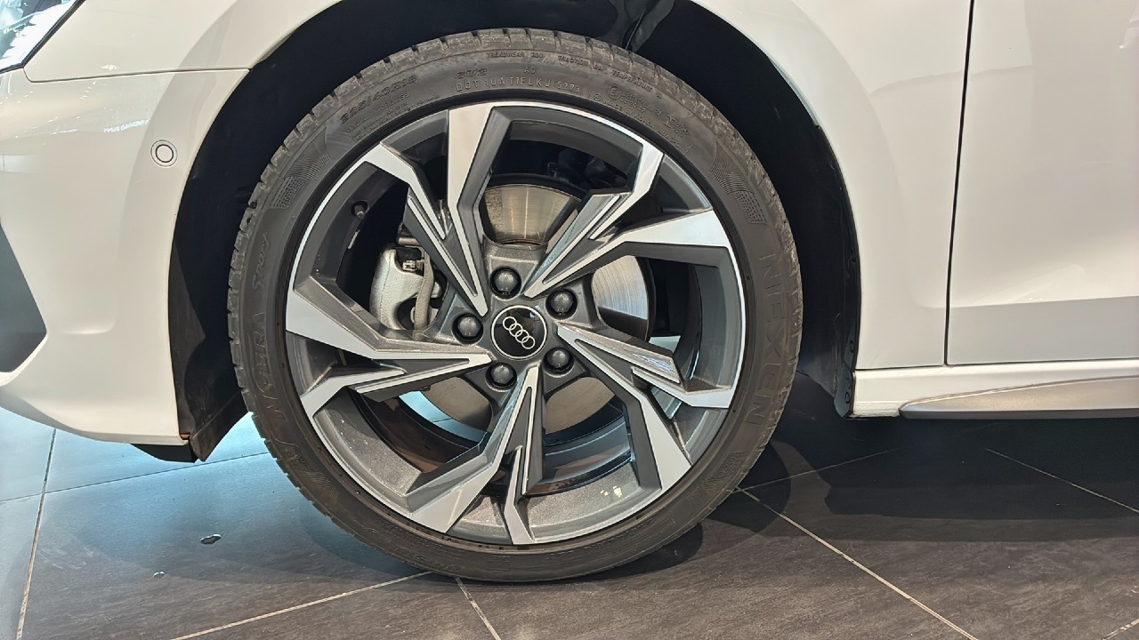 Audi A3 Sportback TFSIe Genuine edition 40 TFSI e 150 kW (204 CV) S tronic - foto 24 de Audi A3 Sportback TFSIe