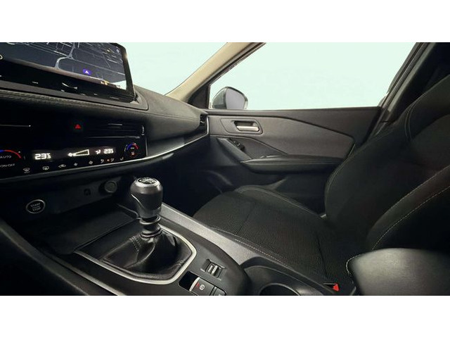 NissanQashqai DIG-T 140 mHEV Acenta 4x2 103 kW (140 CV) Vehículo usado en Barcelona - 14