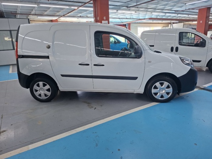 NissanNV250 Furgon 1.5 dCi Comfort L1H1 59 kW (80 CV) Vehículo usado en Barcelona - 4 NissanNV250 Furgon 1.5 dCi Comfort L1H1 59 kW (80 CV) Vehículo usado en Barcelona - 4