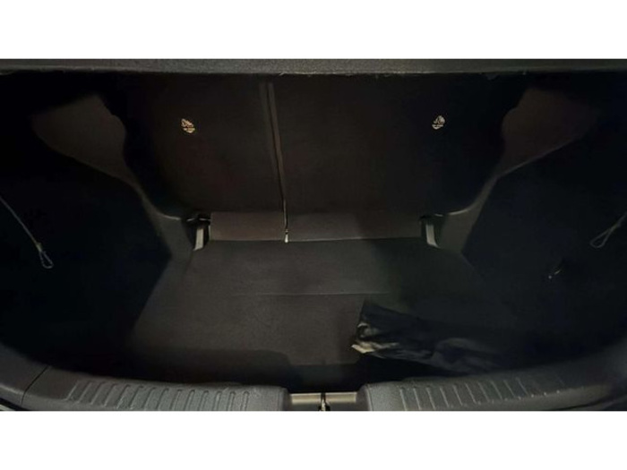 ToyotaYaris 120H Business Plus 85 kW (116 CV) Vehículo usado en Barcelona - 17 ToyotaYaris 120H Business Plus 85 kW (116 CV) Vehículo usado en Barcelona - 17