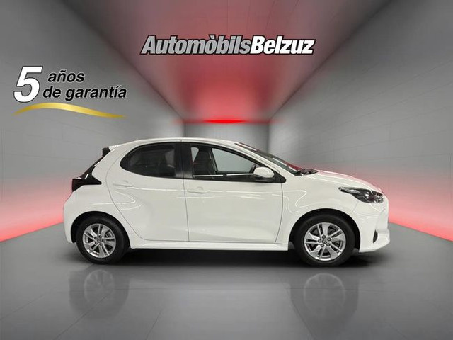 ToyotaYaris 120H Business Plus 85 kW (116 CV) Vehículo usado en Barcelona - 21
