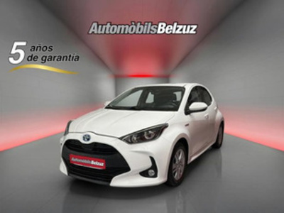 Toyota Yaris 120H Business Plus 85 kW (116 CV) Toyota Yaris 120H Business Plus 85 kW (116 CV)