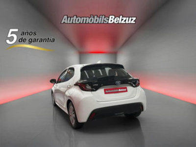 Toyota Yaris 120H Business Plus 85 kW (116 CV) Toyota Yaris 120H Business Plus 85 kW (116 CV)