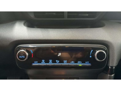 Toyota Yaris 120H Business Plus 85 kW (116 CV) Toyota Yaris 120H Business Plus 85 kW (116 CV)