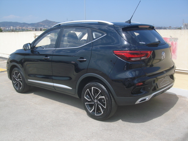 MGZS 1.0T Luxury 82 kW (111 CV) Vehículo usado en Barcelona - 4