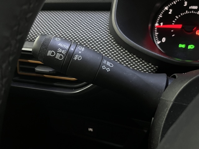 DaciaSandero Essential 74kW (100CV) ECO-G Vehículo usado en Barcelona - 17