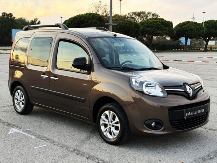 RenaultKangoo Combi Expression M1-AF Energy TCe 85 kW (115 CV) Vehículo usado en Barcelona - 1 RenaultKangoo Combi Expression M1-AF Energy TCe 85 kW (115 CV) Vehículo usado en Barcelona - 1