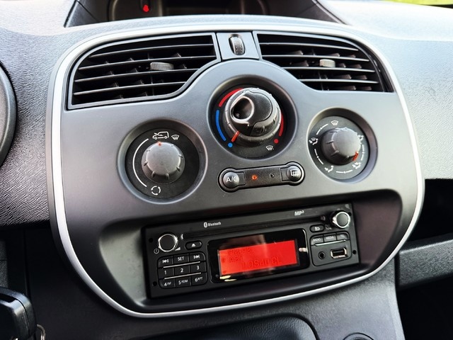 RenaultKangoo Combi Expression M1-AF Energy TCe 85 kW (115 CV) Vehículo usado en Barcelona - 17