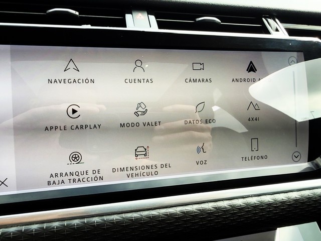 Land RoverRange Rover Velar 2.0 I4 R-Dynamic S 4WD Auto 150 kW (204 CV) Vehículo usado en Barcelona - 25