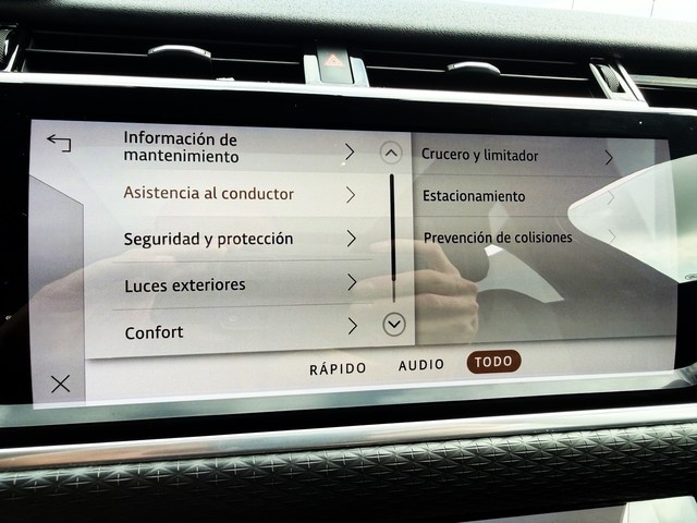 Land RoverRange Rover Velar 2.0 I4 R-Dynamic S 4WD Auto 150 kW (204 CV) Vehículo usado en Barcelona - 27