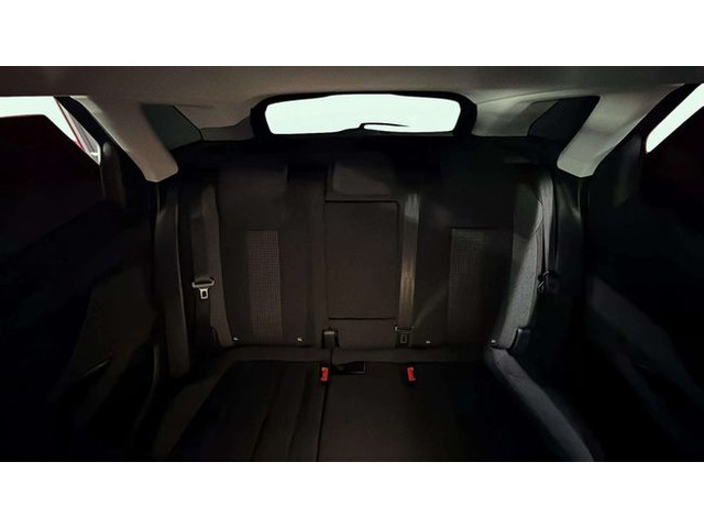 Peugeot3008 BlueHDI 120 S&S Active 88 kW (120 CV) Vehículo usado en Barcelona - 8